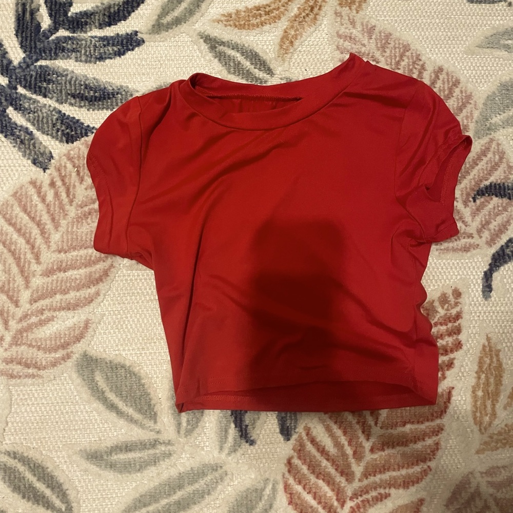 Red crop top #croptop